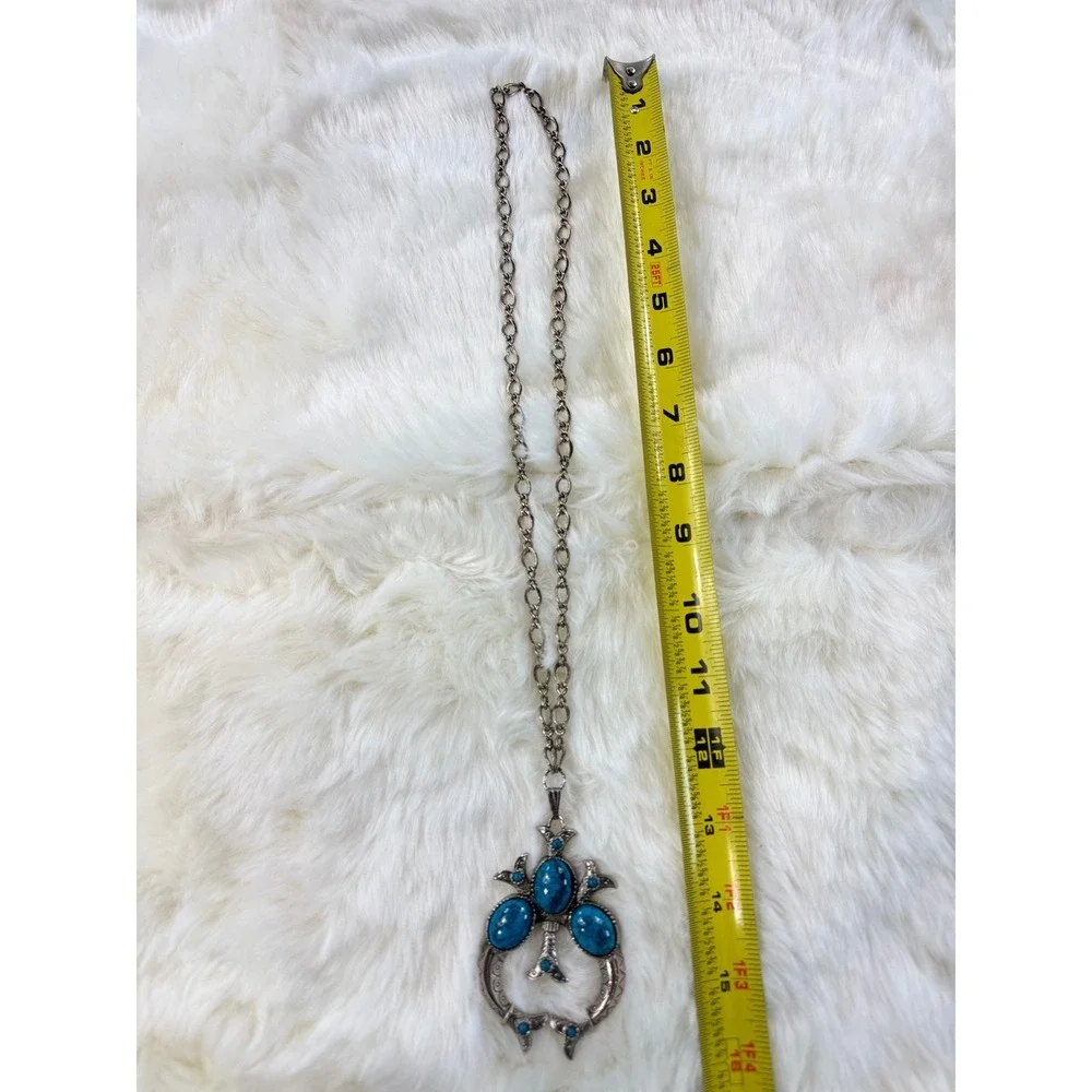 Turquoise‎ vtg Gemstone Southwestern Style Pendant Necklace Silver Tone
